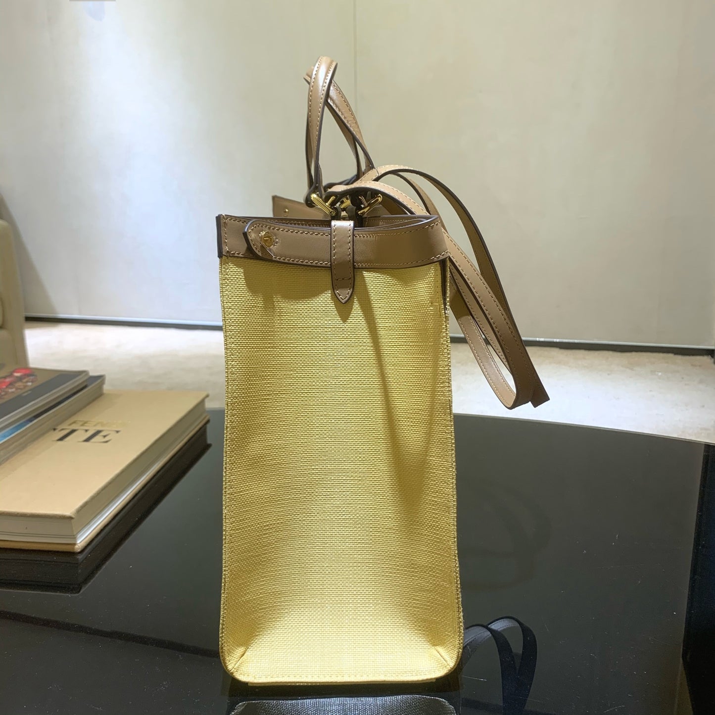 芬F家-PEEKABOO-TOTE-皮革手提