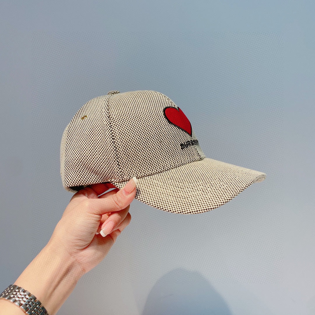 巴B家-刺繡愛心棒球帽