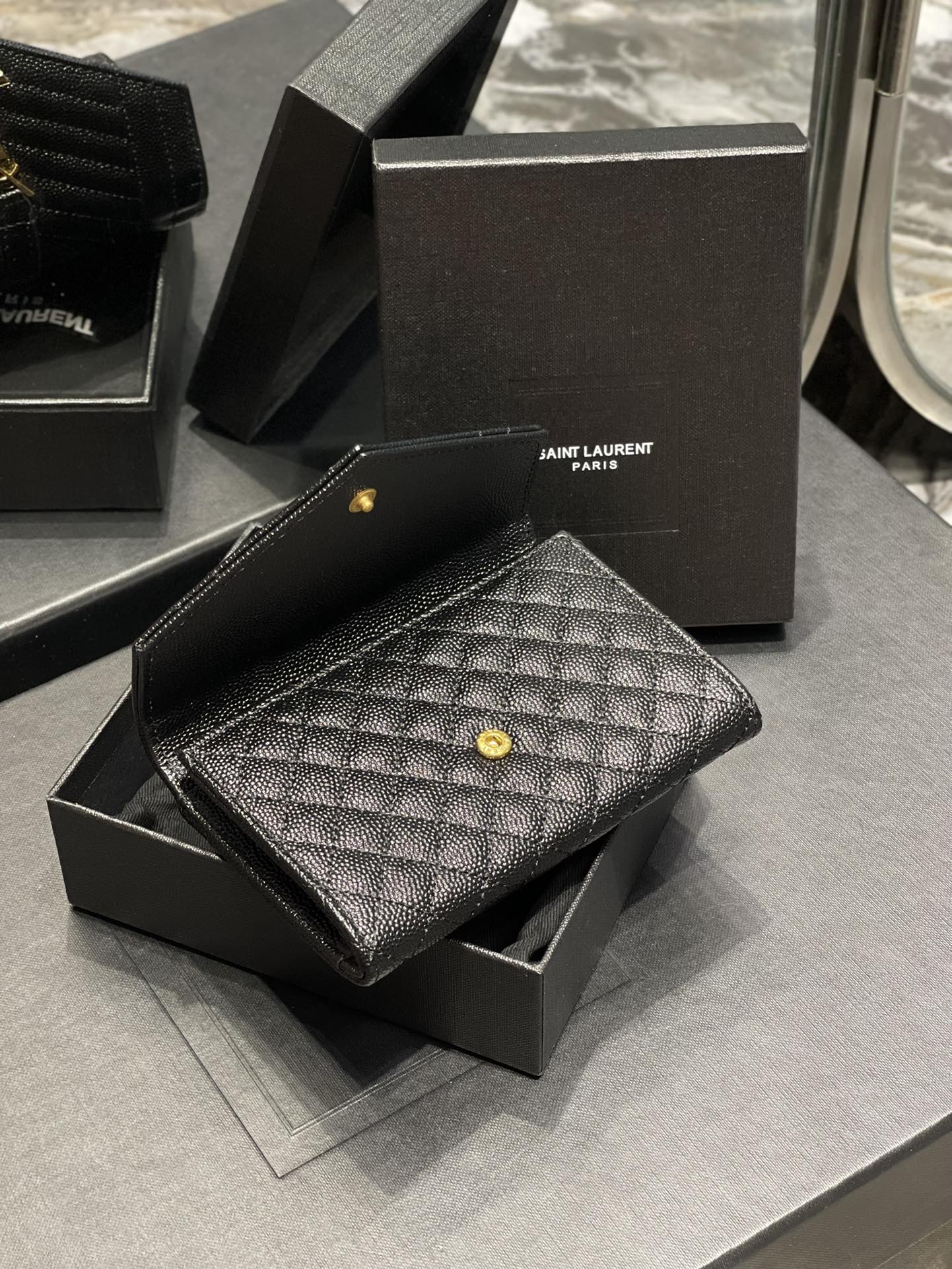 YSL 新品短夾 黑色金扣