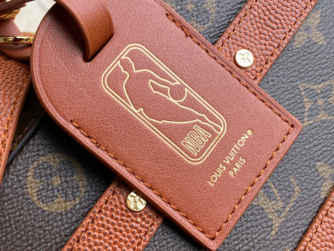 M45785 路L家-Handle Trunk手袋 NBA聯名