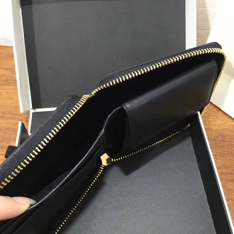 Loewe Puzzle系列 拉鍊短夾