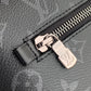 LV M60417 New Pouch手拿包