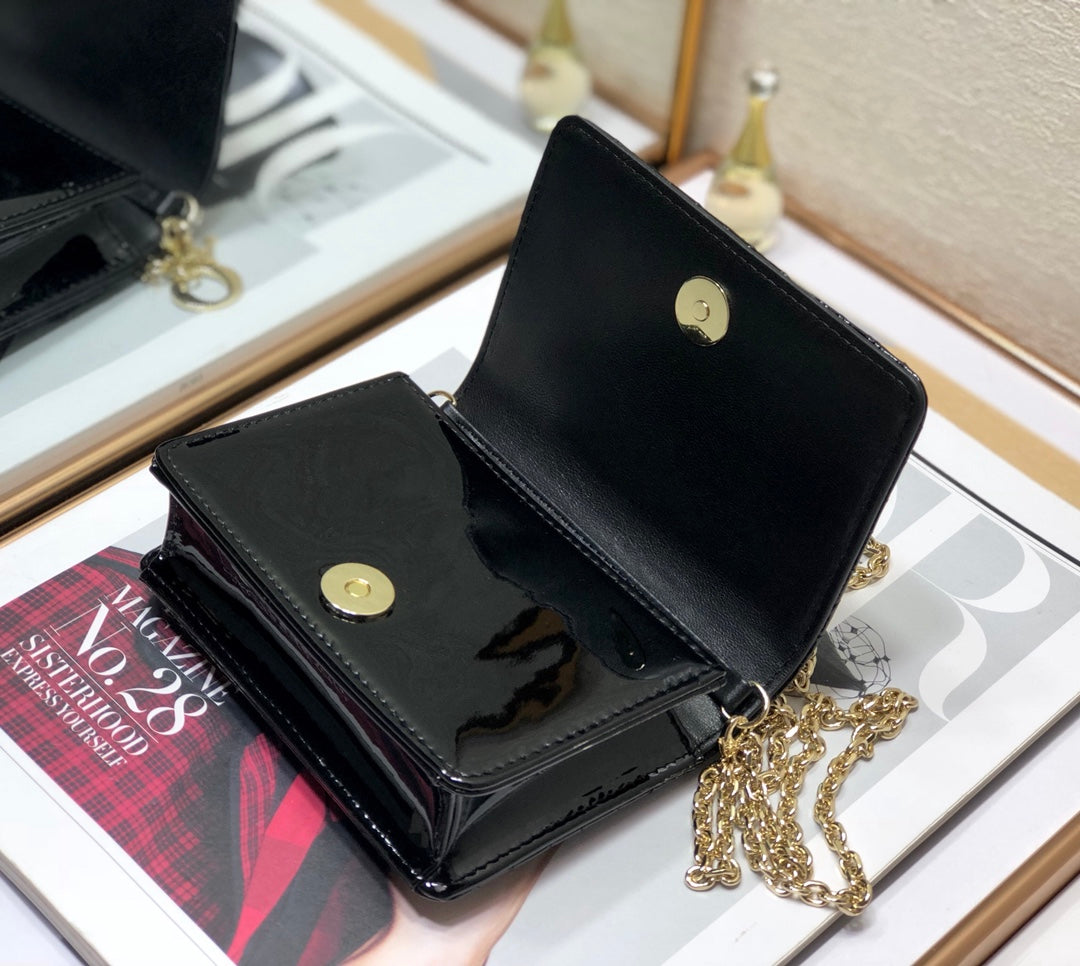 Dior Lady Dior Nano 鏈條卡包／腰包