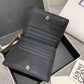 Loewe 特別限量款“灰塵精靈”系列短夾