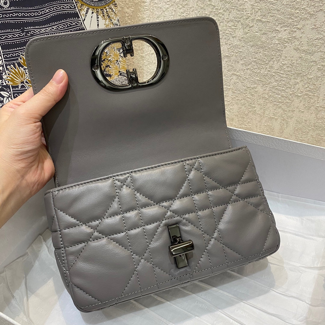 Dior-Caro 菱格紋 胖胖包 小號 灰色