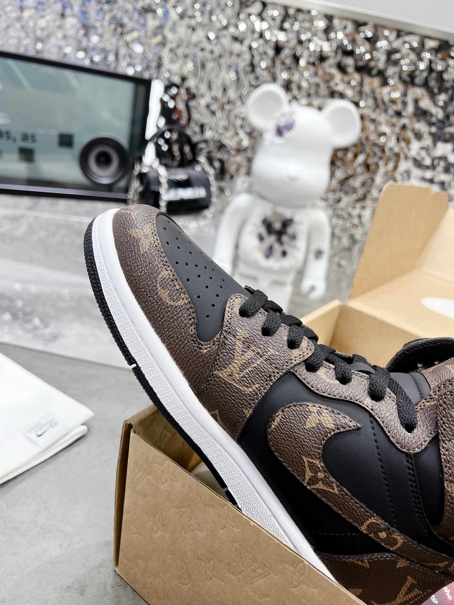 路L家-Nike  Air Jordan 1 Low AJ1 運動籃球鞋 男女同款 咖色