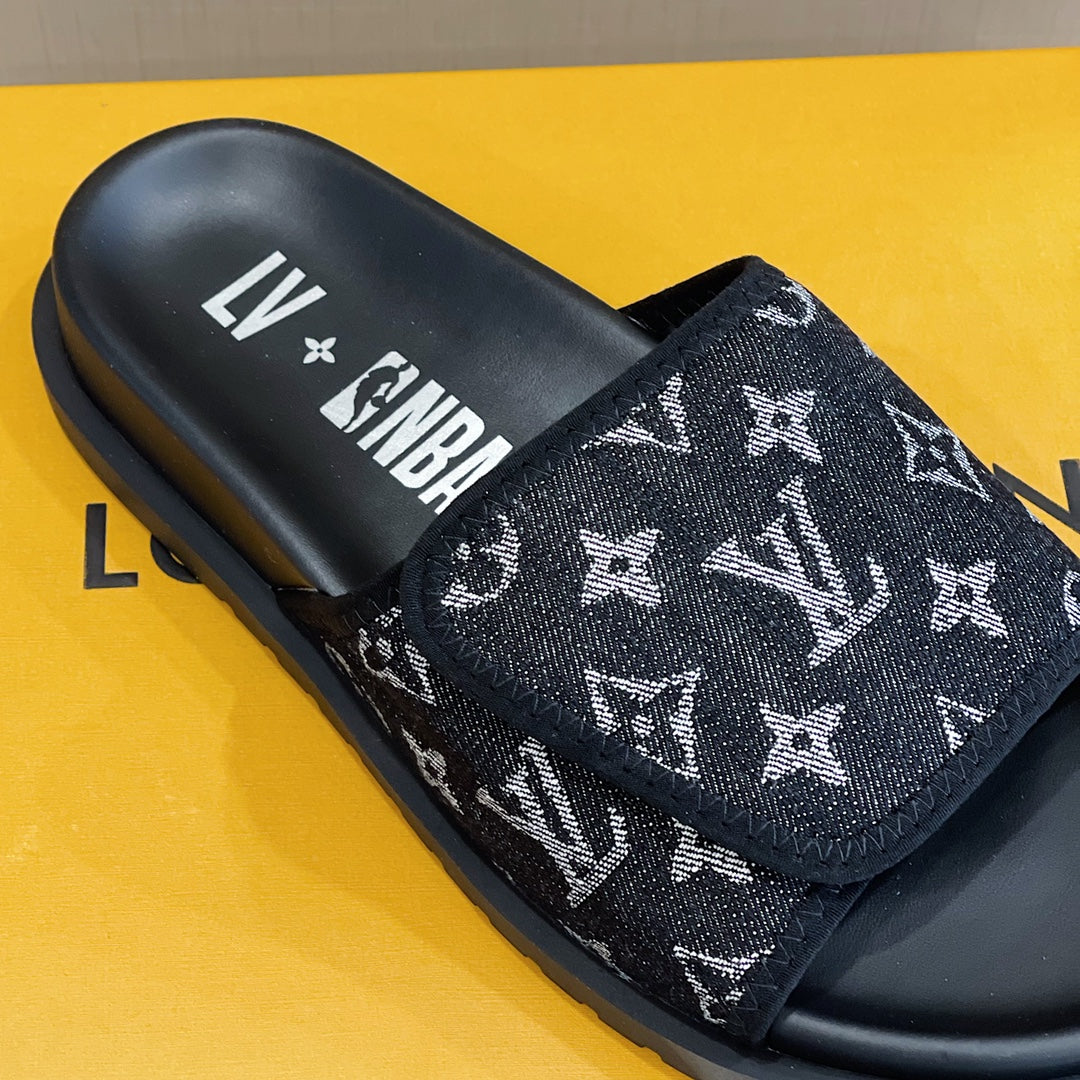 Lou-NBA Miami拖鞋 黑色