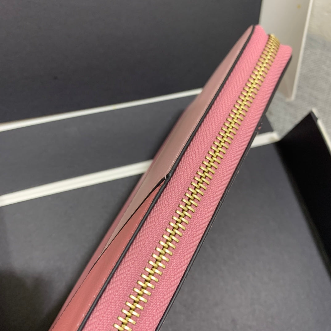 Loewe Puzzle zip around wallet 拉鍊長夾