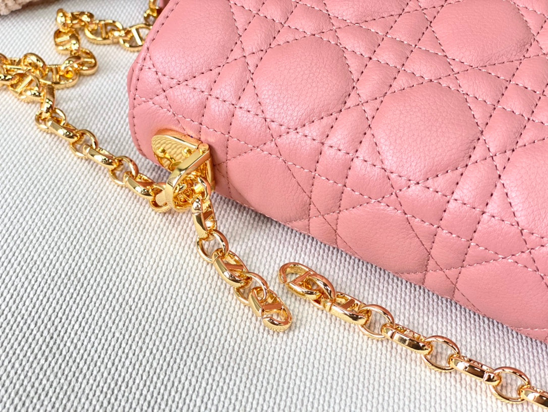 Dior Caro 大號28cm-裸粉小牛皮