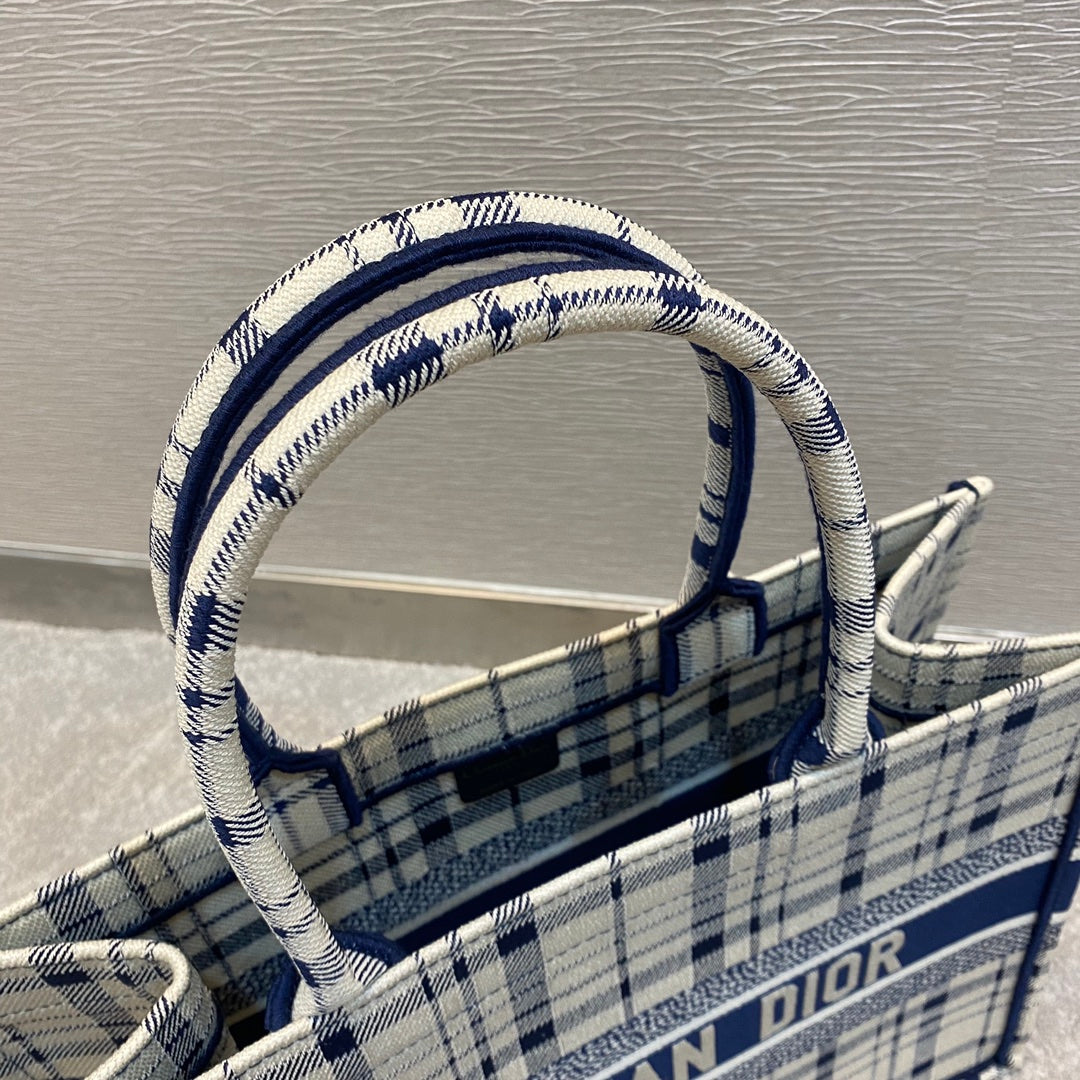 Dior Book Tote-小號36.5cm-黑白格紋