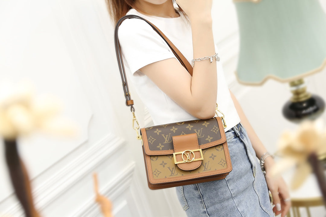 LV M44580 Mini Dauphine 達芙尼