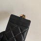 Chanel 證件套-黑色羊皮金扣