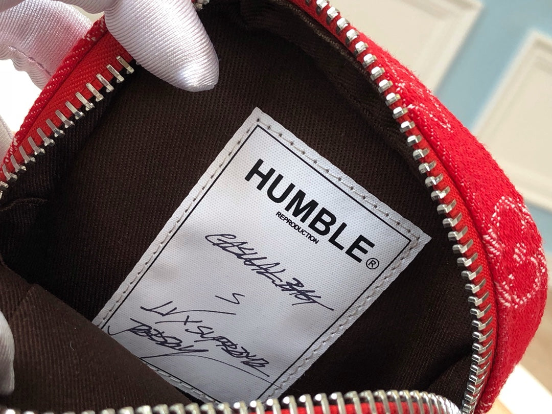 Lou-HUMBLE REPROUCTION聯名款 帆布 牛仔布 郵差包 紅色