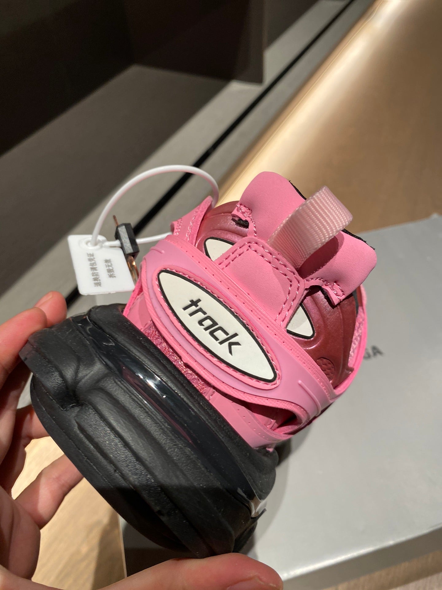 Balenciaga 巴黎世家-老爹鞋
