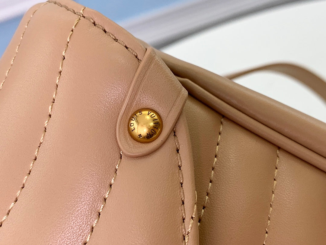 M53932 路L家-2019 秋季 New Wave Top Handle 手袋 杏色