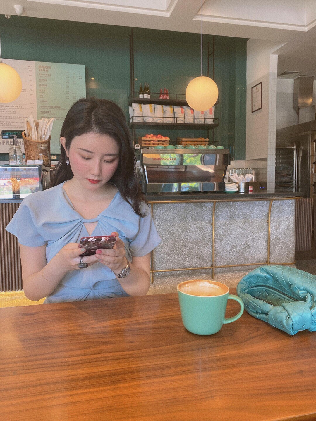 B編織-Mini Jodie 迷你牛角包 上身圖