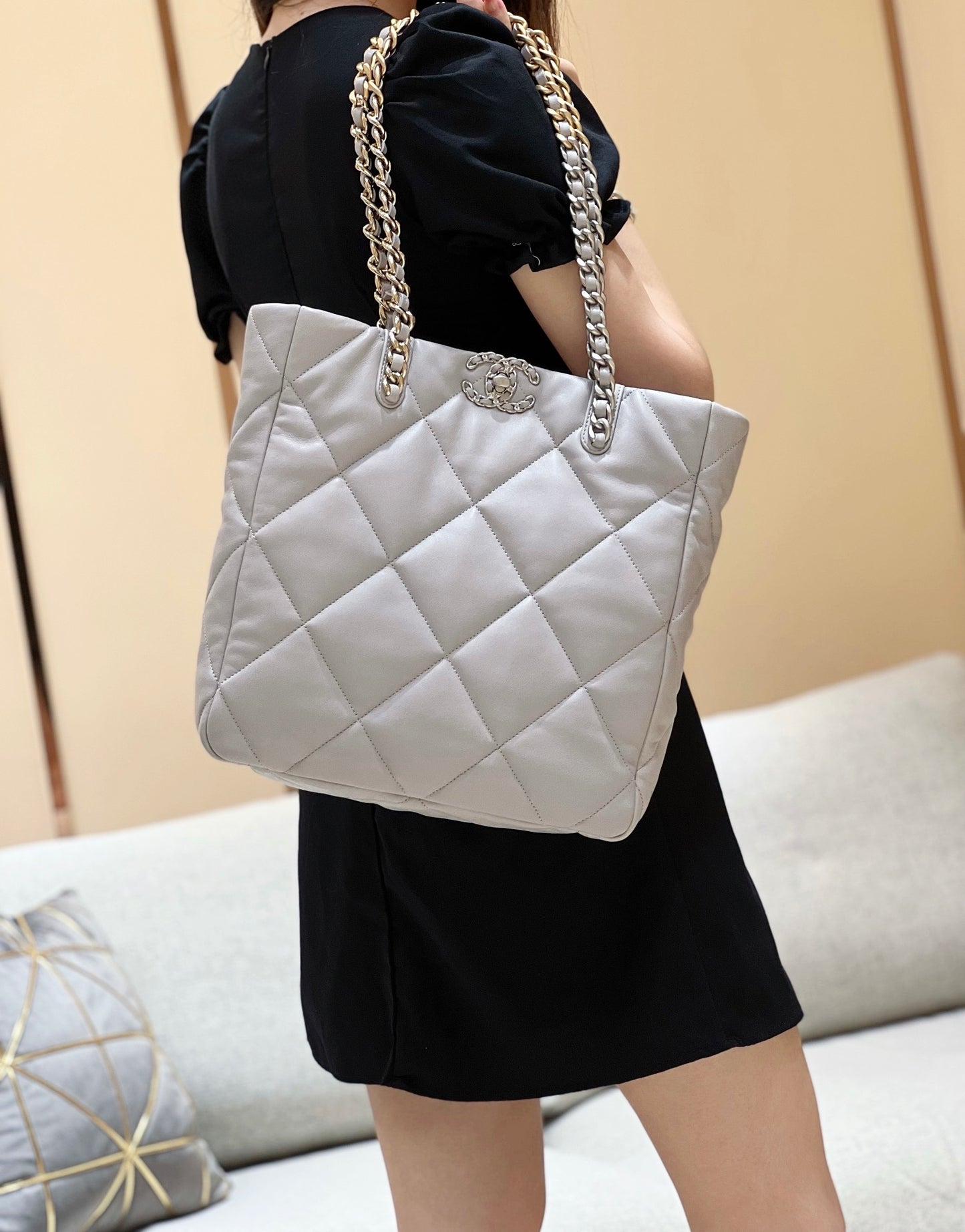 小香家-2022秋冬新款 19 bag tote購物包 銀灰色