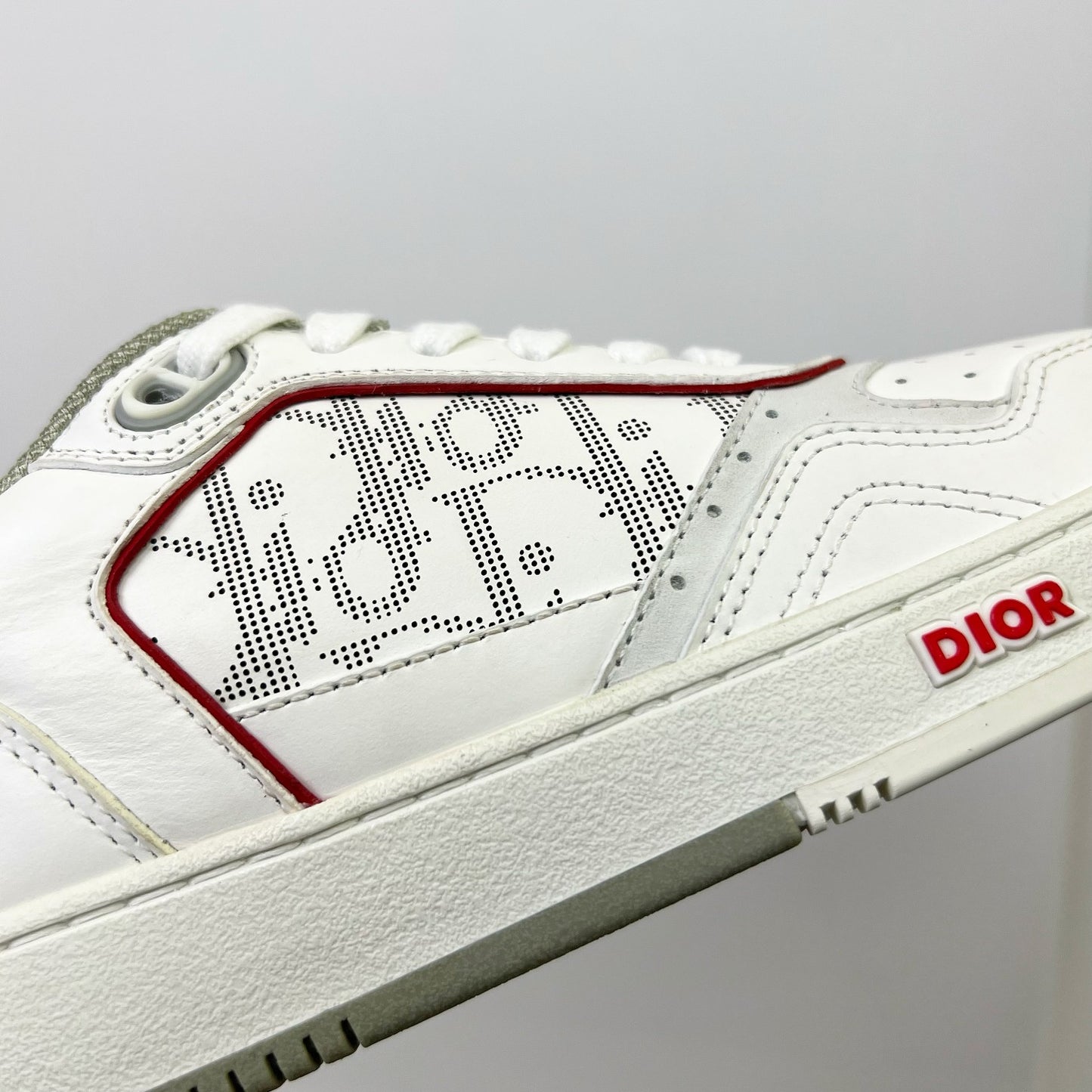 Dio-2022新款 經典款板鞋 白色
