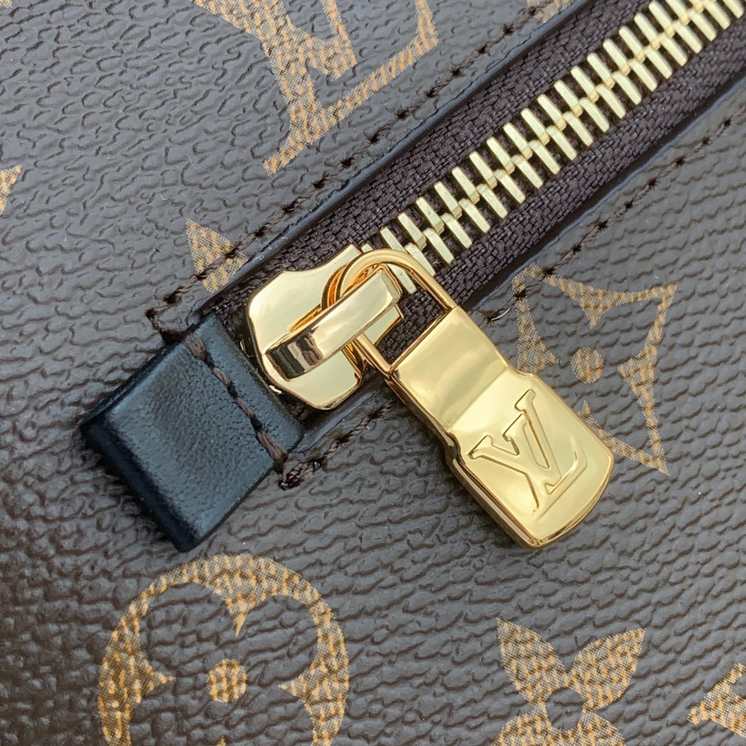 LV M60417 New Pouch手拿包
