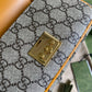 Gucci 鎖扣鏈條包 長夾
