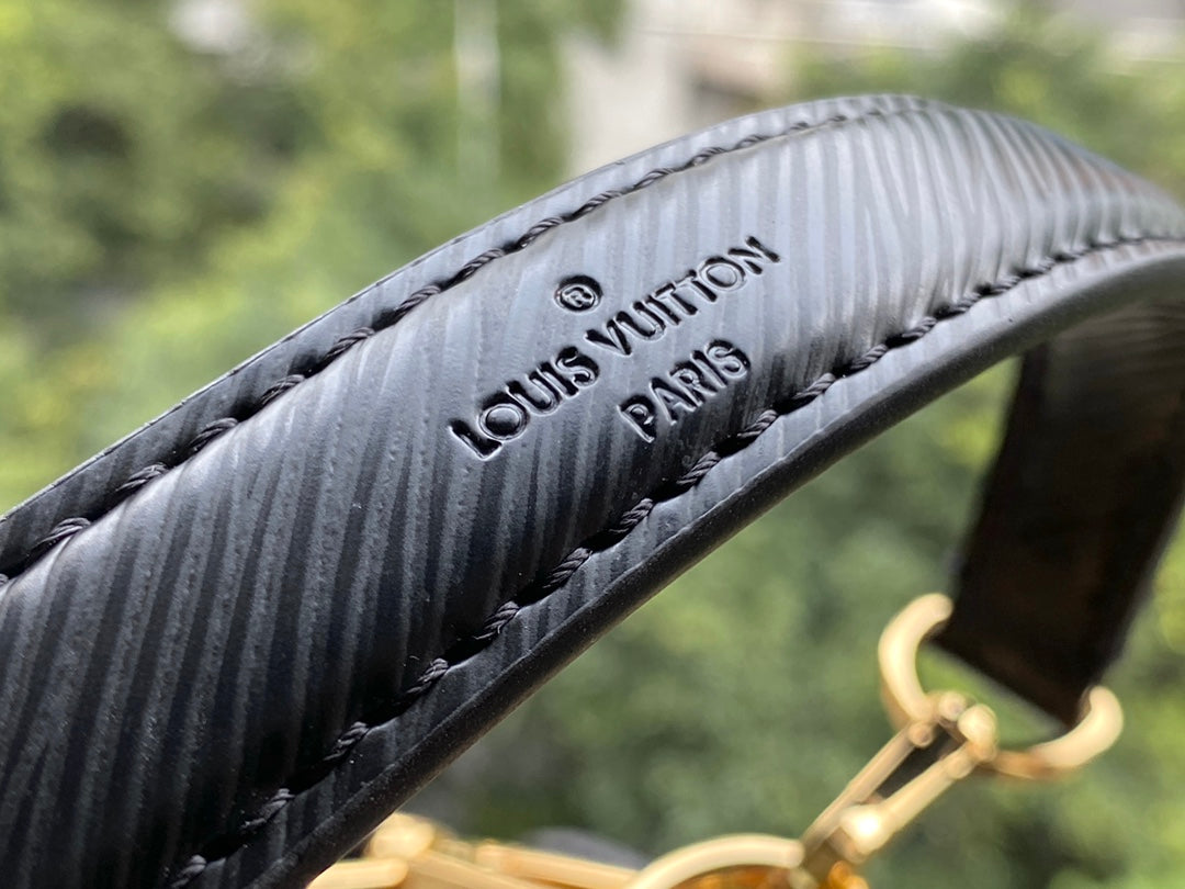 LV M57505 黑色Twist 中號手袋