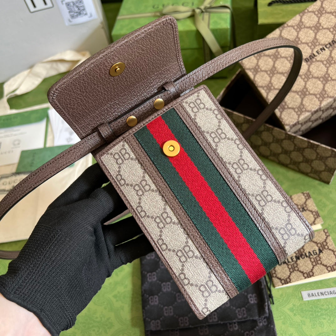Gucci x Balenciaga 聯名手機包