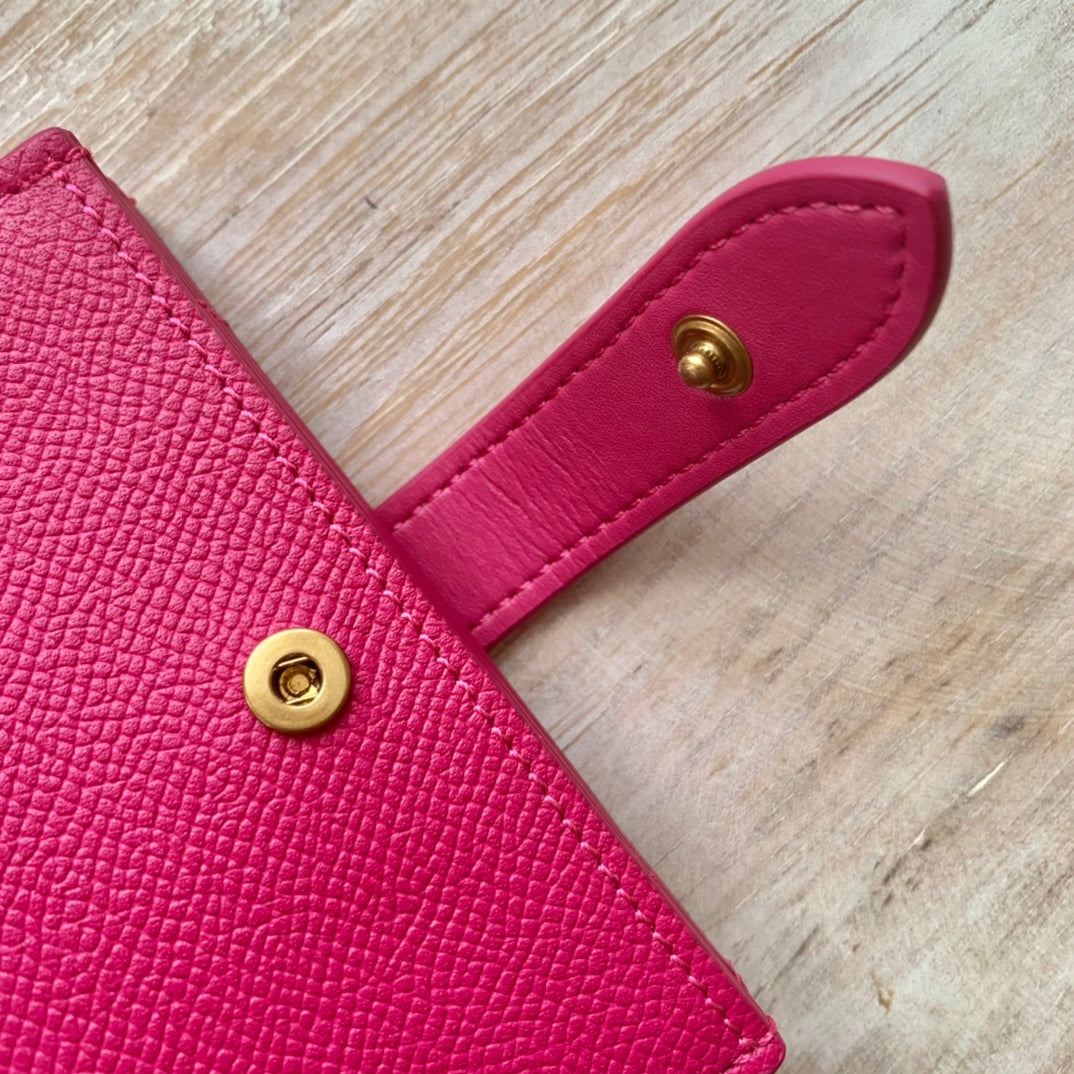 Celine 粒面牛皮風琴卡包