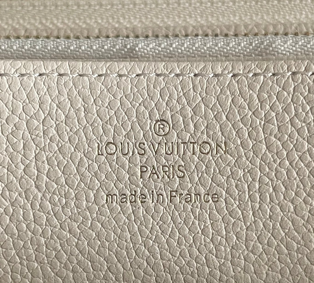 LV 經典拉鍊長夾 M64089白色