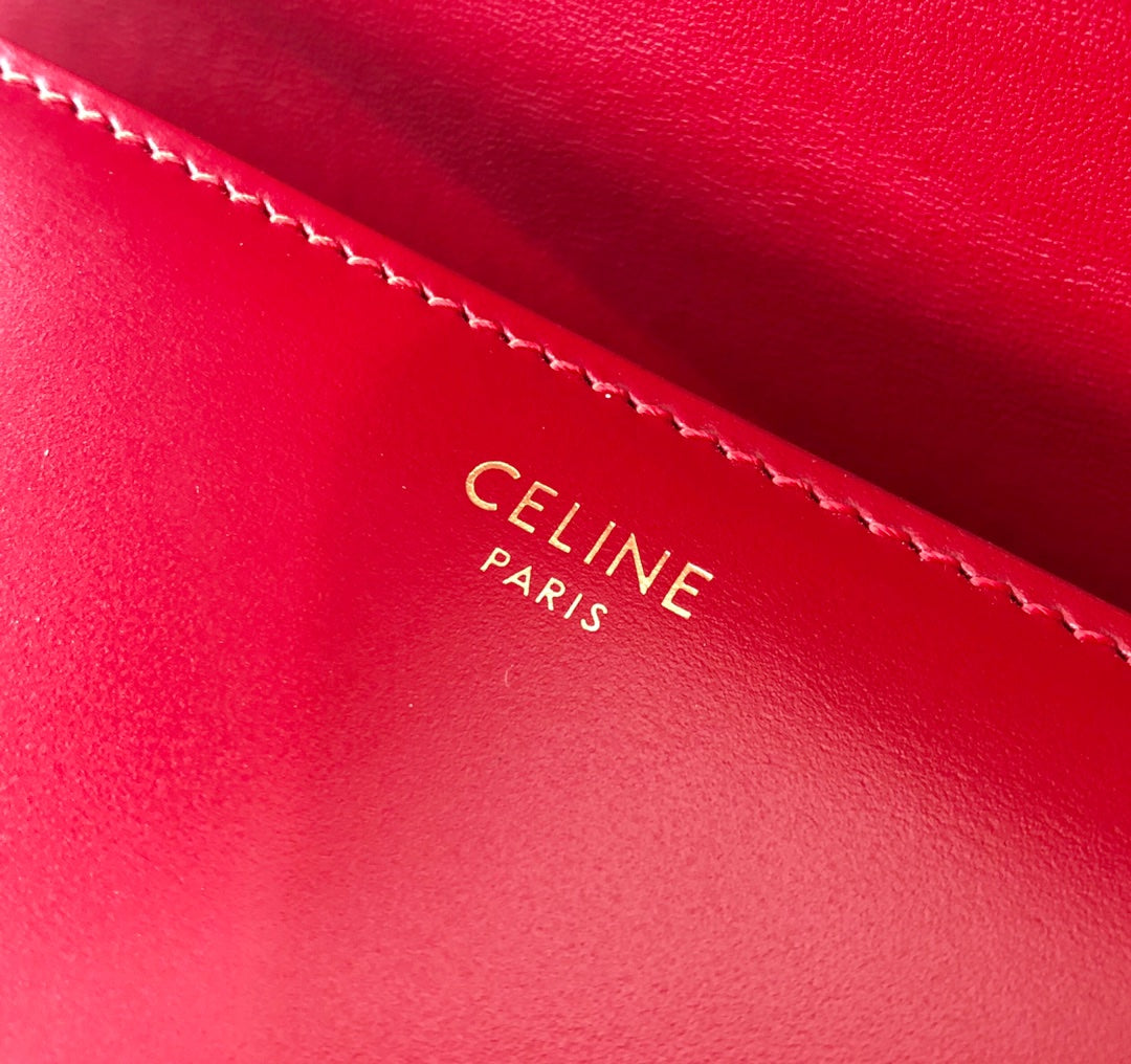 Celine TRIOMPHE 中號小牛皮