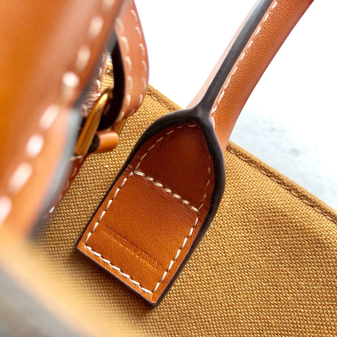 熱銷款 Celine Mini Cabas 棕色老花