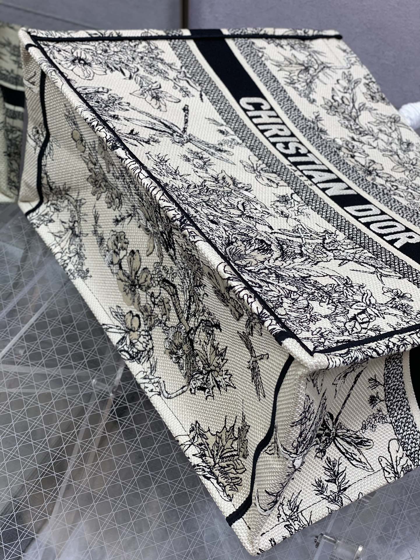 Dior Book Tote-大號41.5cm-蜻蜓系列