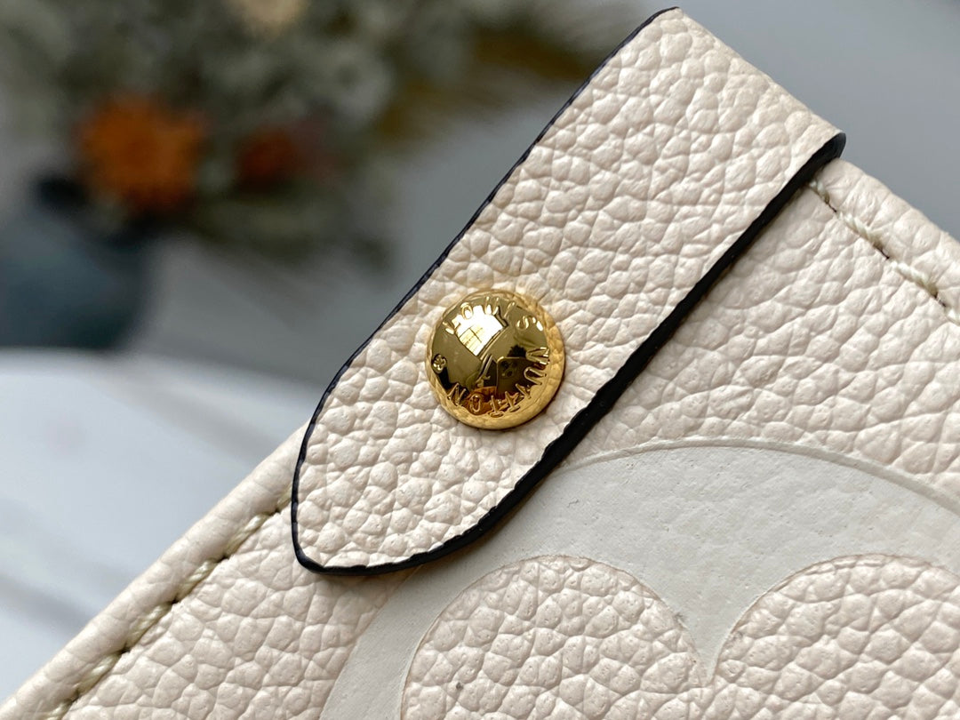 LV M45717 香草黃 By The Pool 膠囊系列 OnTheGo MM中號 Tote 包