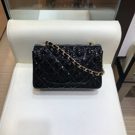 小香家-CF包 漆皮 金鍊 20cm