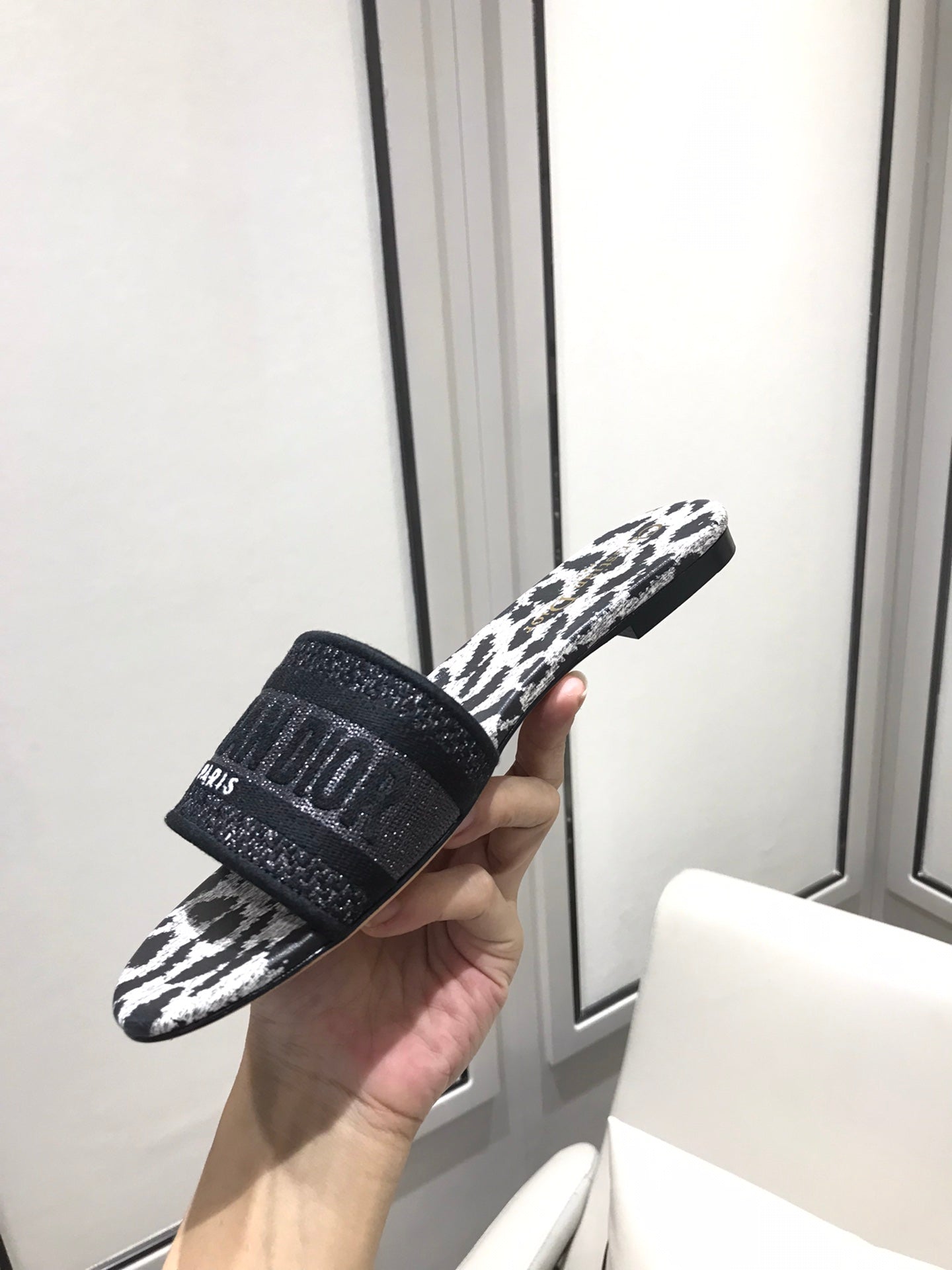 迪D家-2022早春新品 豹紋拖鞋