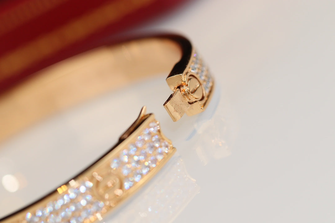 Cartier Love寬版滿天星手鐲