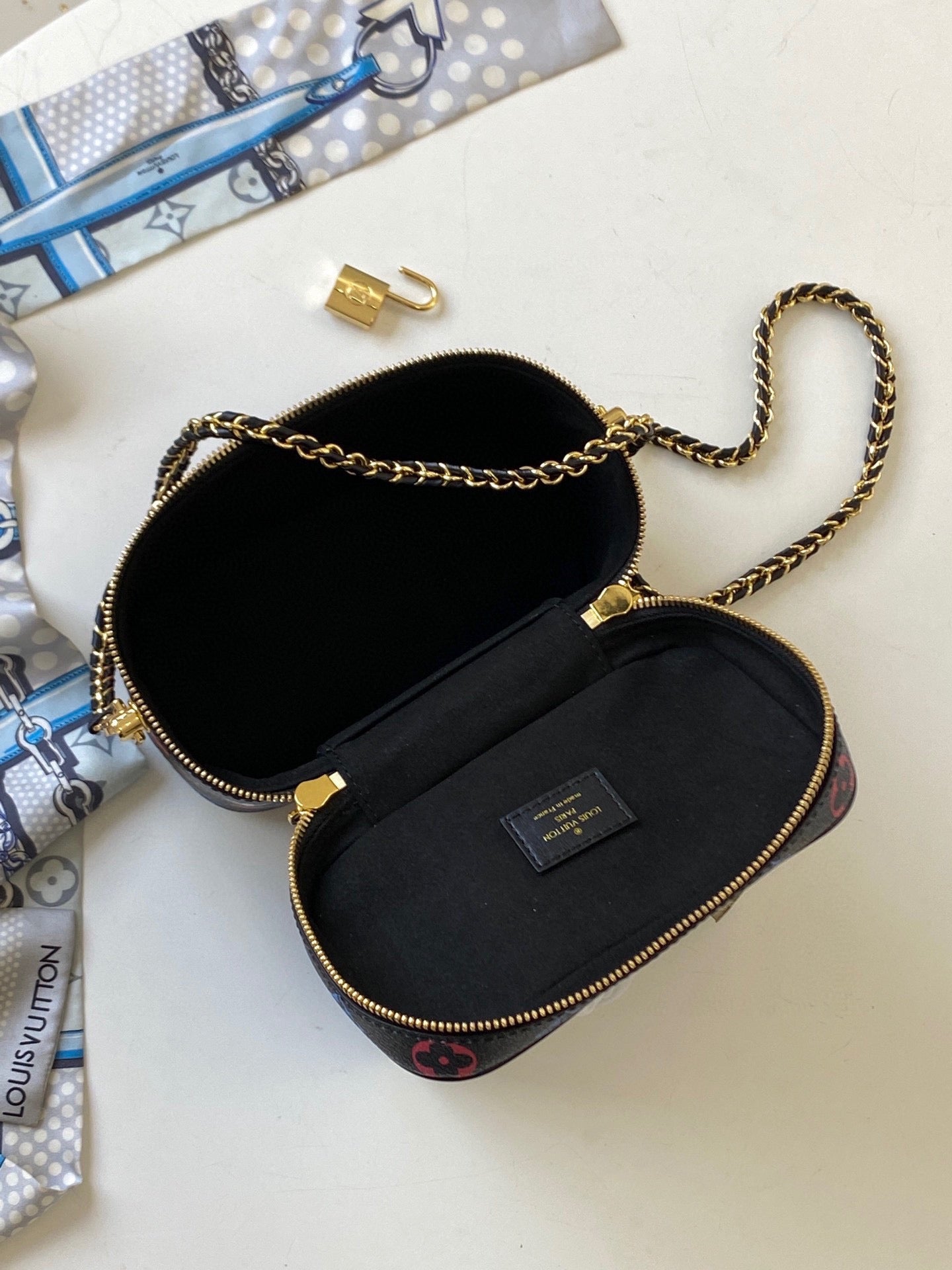 LV M57482 Vanity 小號手袋