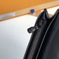 LV M62900 翻蓋長夾