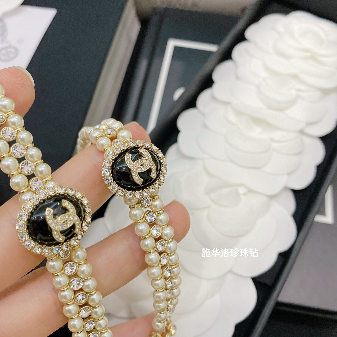Chanel 耳環／項鍊／手鍊