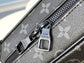 M44480 路L家-MINI SOFT TRUNK 手袋 郵差包