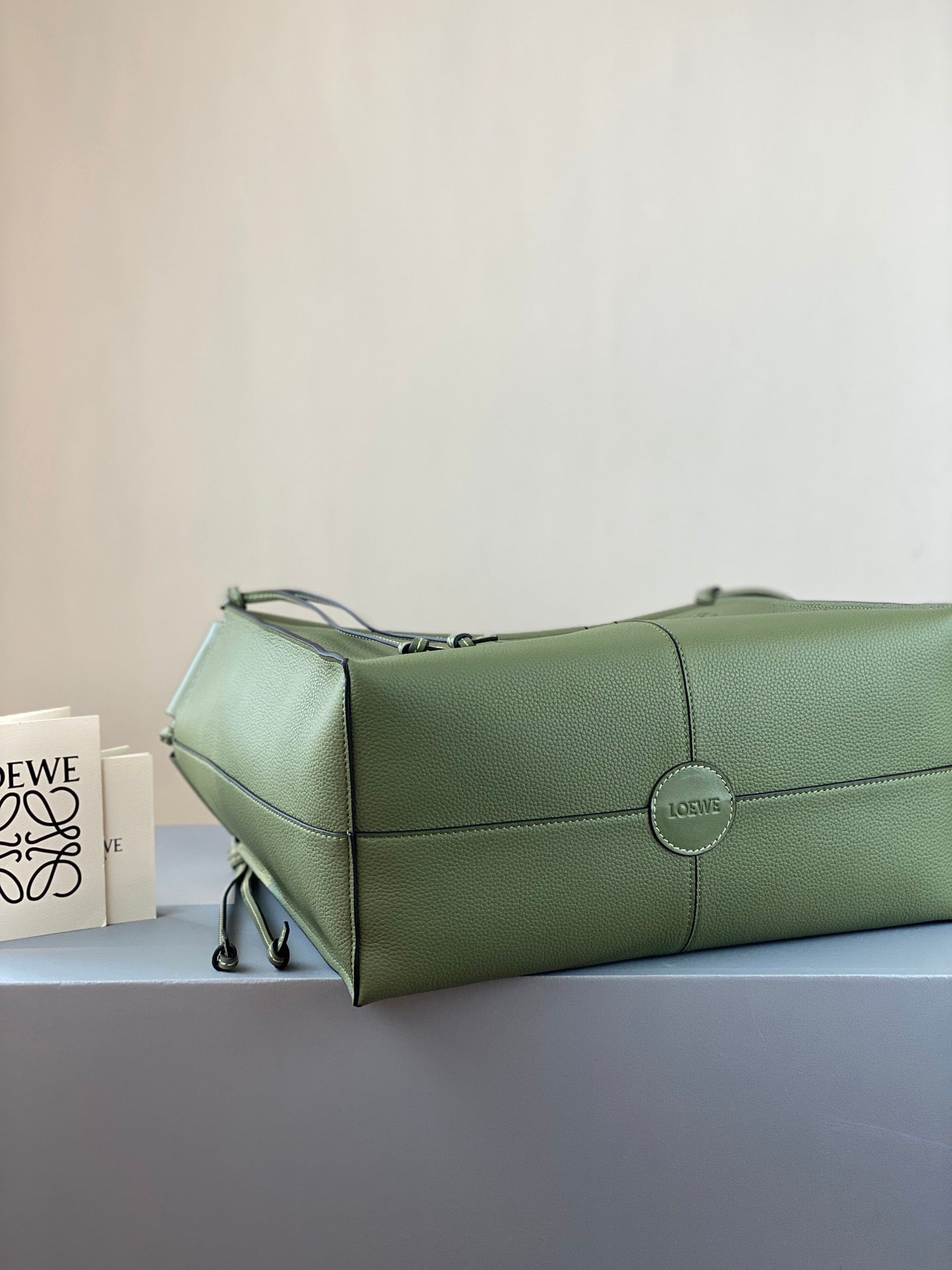 羅L威-Cushion tote 小號