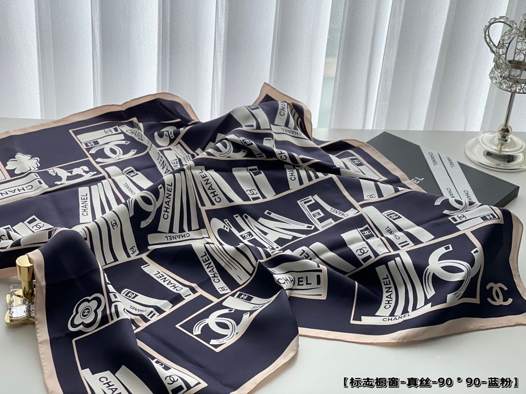 小香家-標誌櫥窗 90真絲方巾