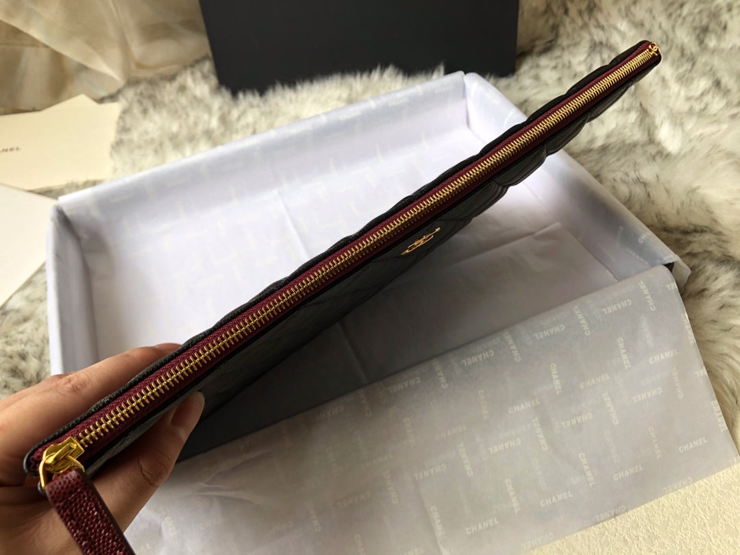 Chanel 大號手拿包-金扣