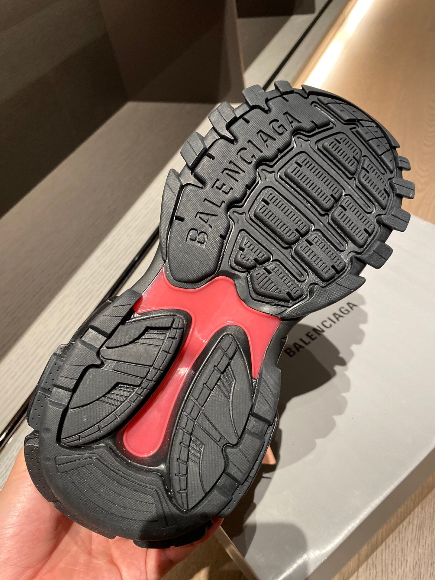 Balenciaga 巴黎世家-老爹鞋