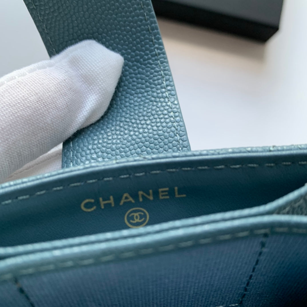 Chanel 多隔層風琴卡包