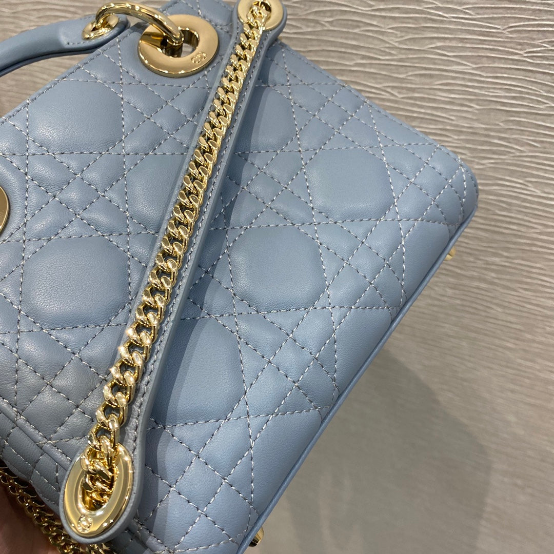 Dior-Mini Lady Dior手袋-三格黛妃-17cm-天藍珐瑯扣