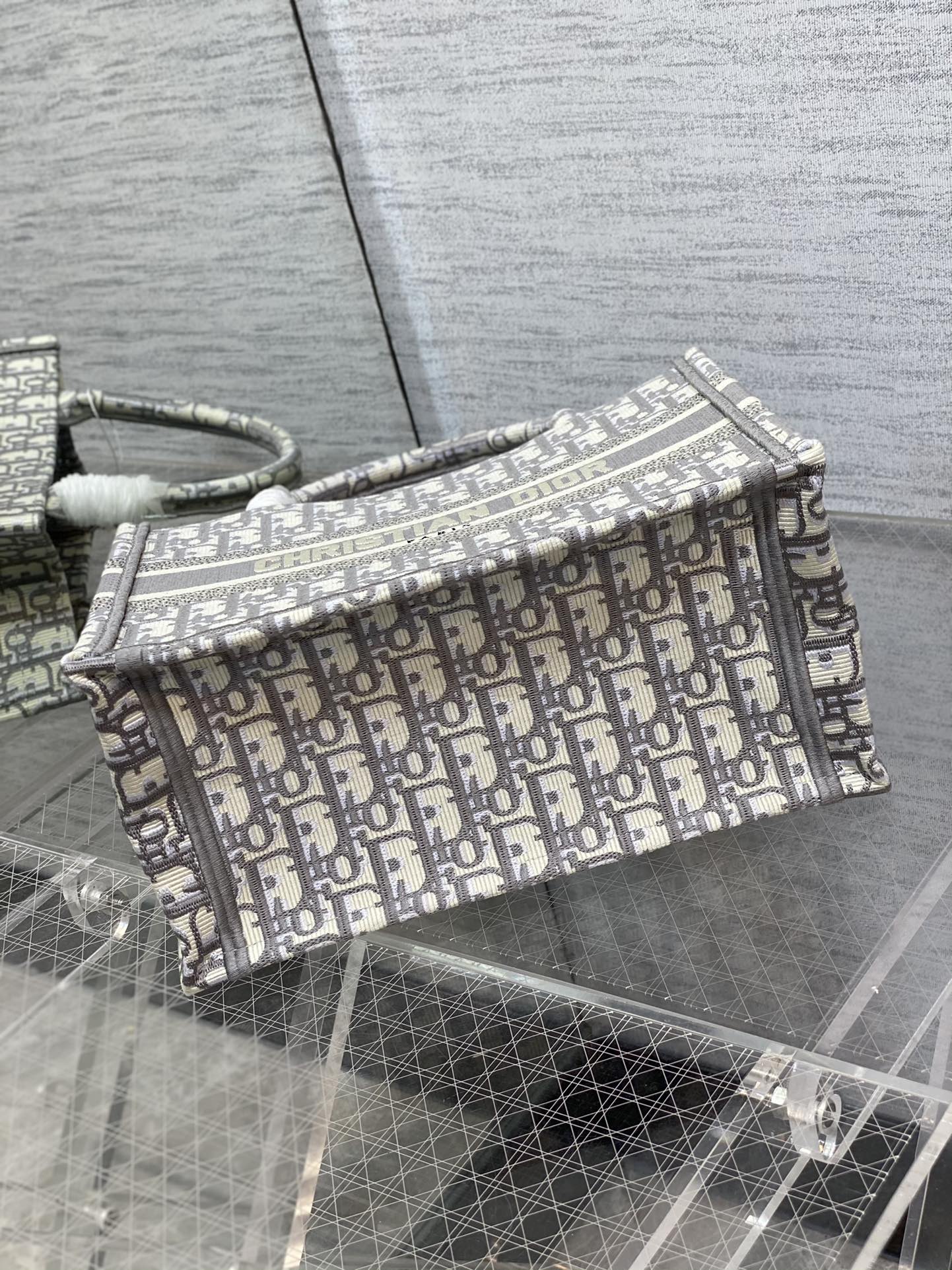 Dior Book Tote-小號36.5cm-灰色老花