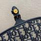 Dior Bobby系列 East-Wes 腋下包 老花