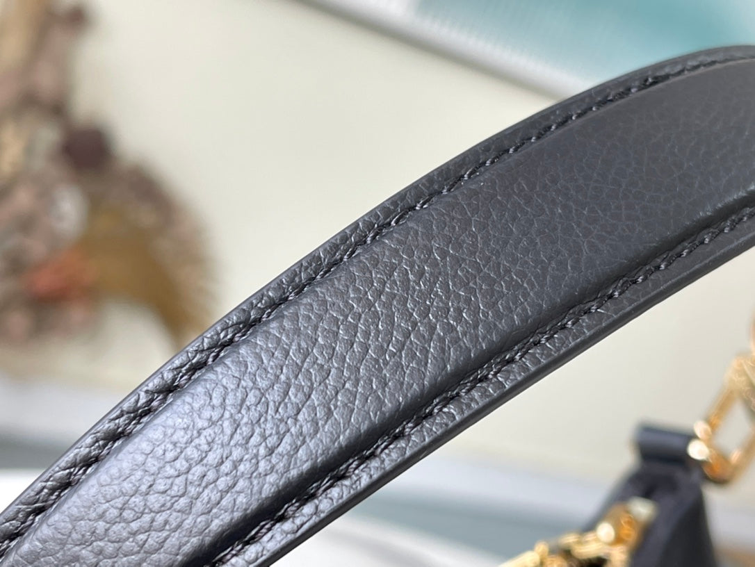 M46002 路L家-Bagatelle 手袋 黑色
