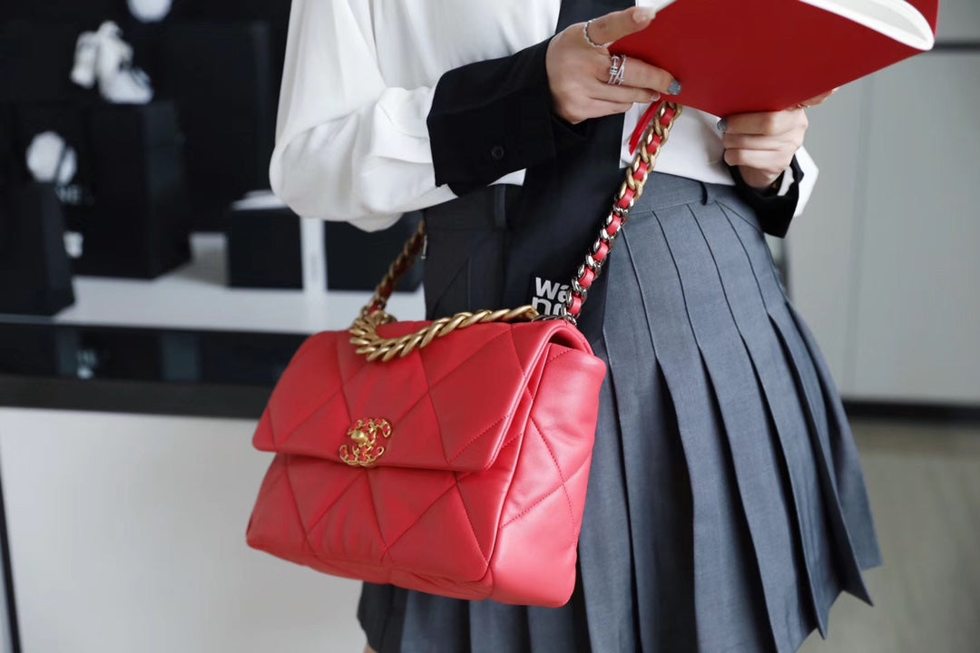 Chanel 19Bag-中號珊瑚紅