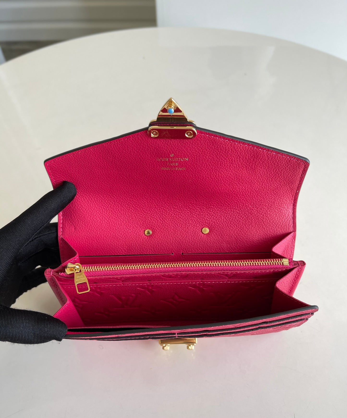 LV M62459 玫紅色 信封式Pallas錢夾